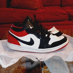 🔥 Air Jordan Chicago 1 Lows USED 🔥